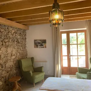 https://le-bois-du-four.hotels-rhonealpes.com